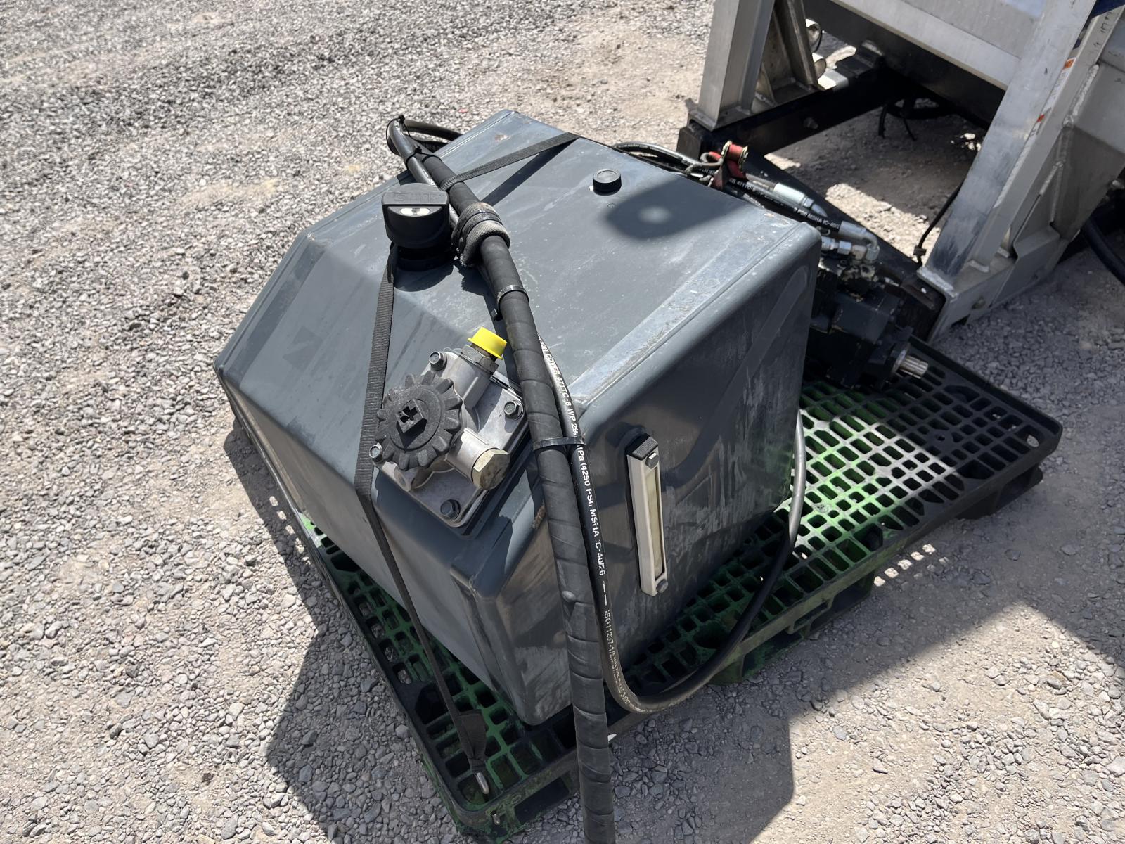 ./imagenes/INVOICE/2019/18086/HIAB 322EP-3 PRO (7).JPG